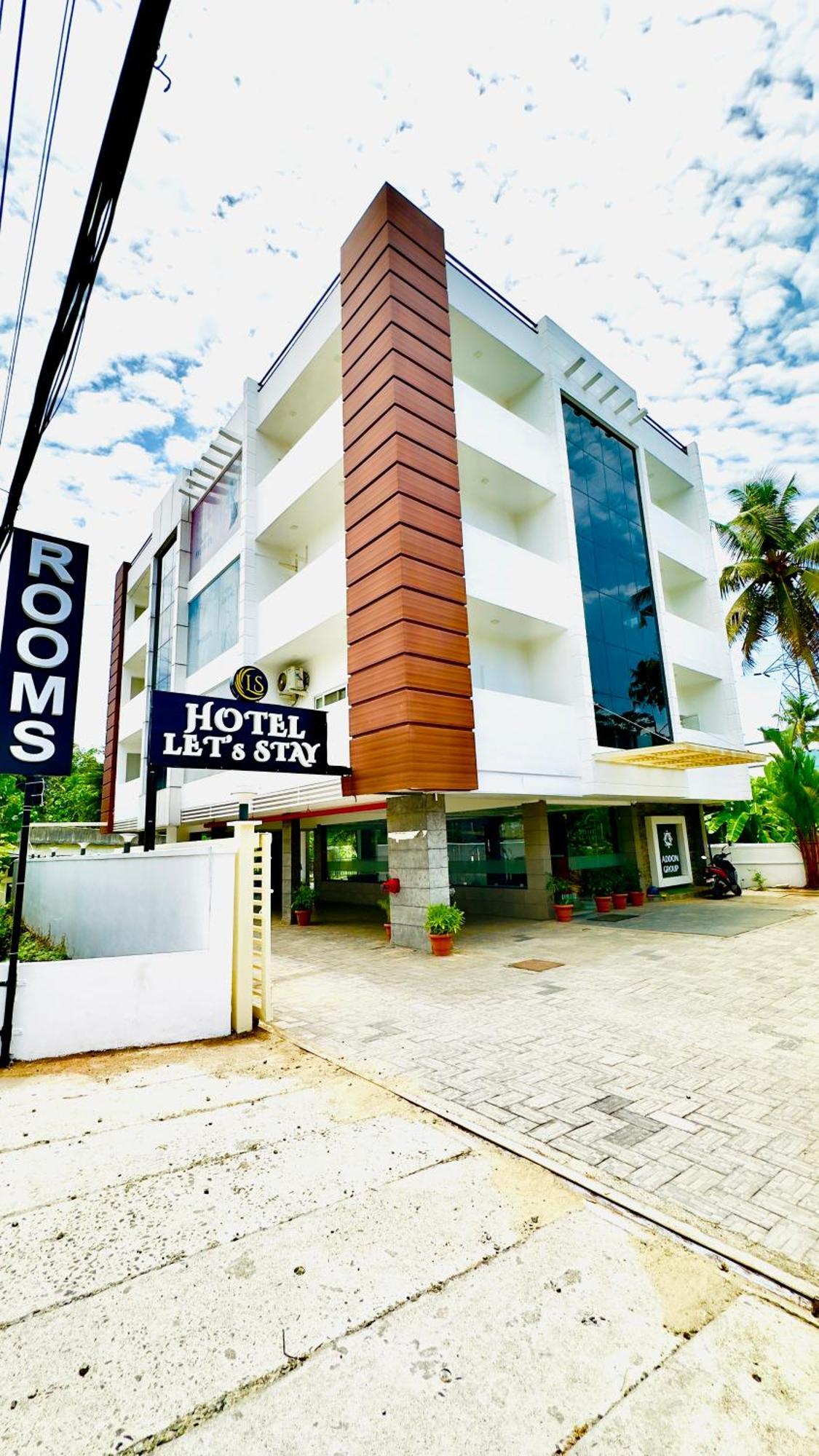 Hotel Lets Stay Kochi Buitenkant foto